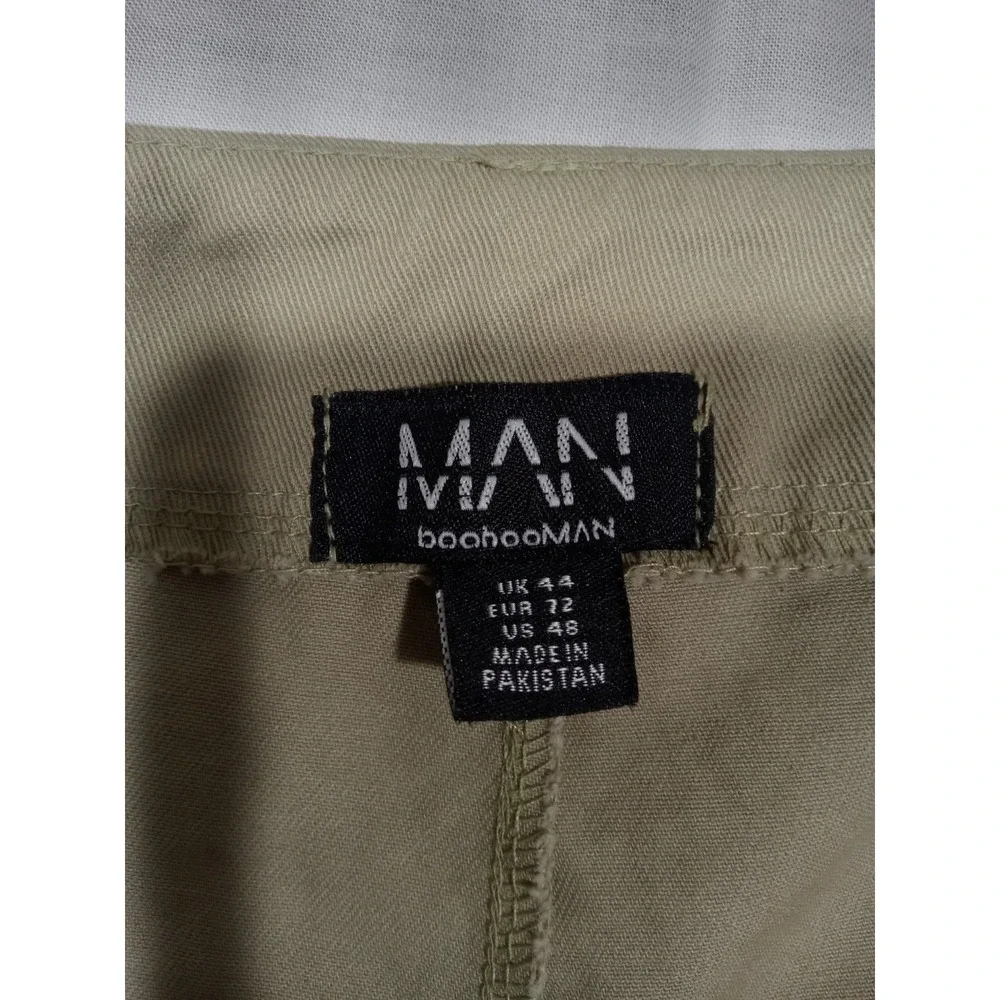 Boohoo Man Baggy Cargo Pants 46x30 multi Color‎